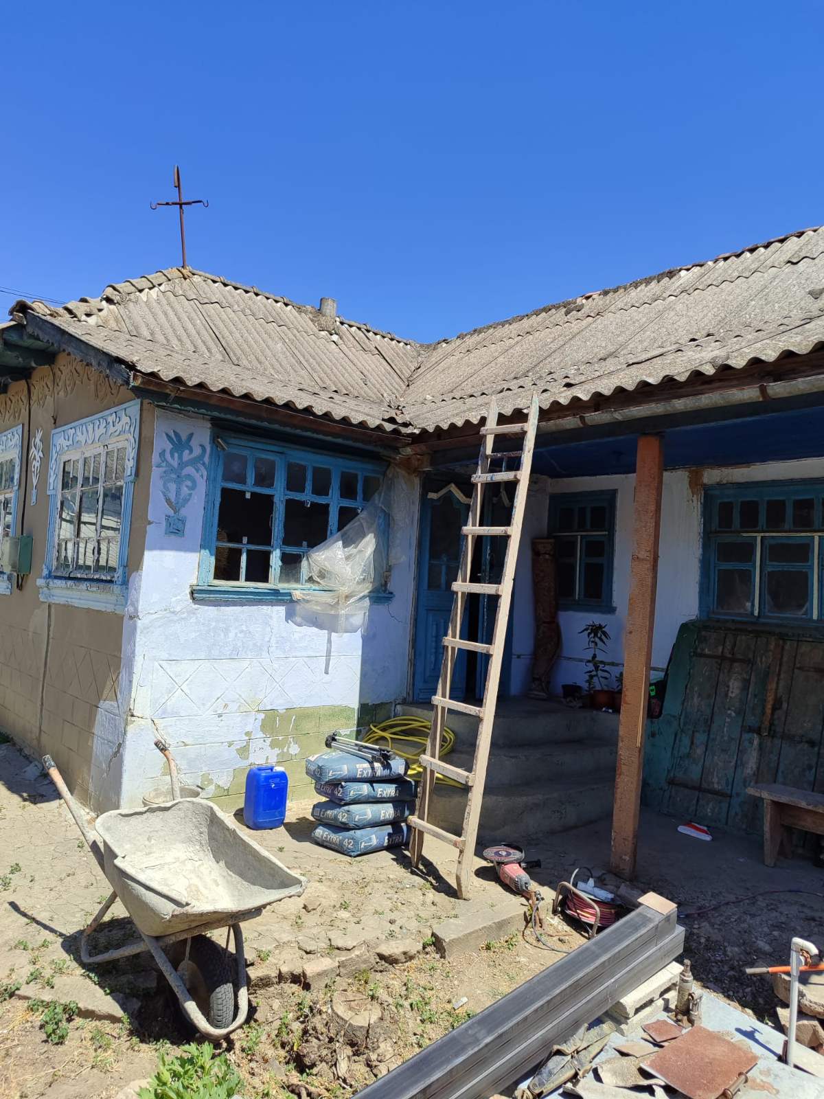 Ремонт фасада и стен дома